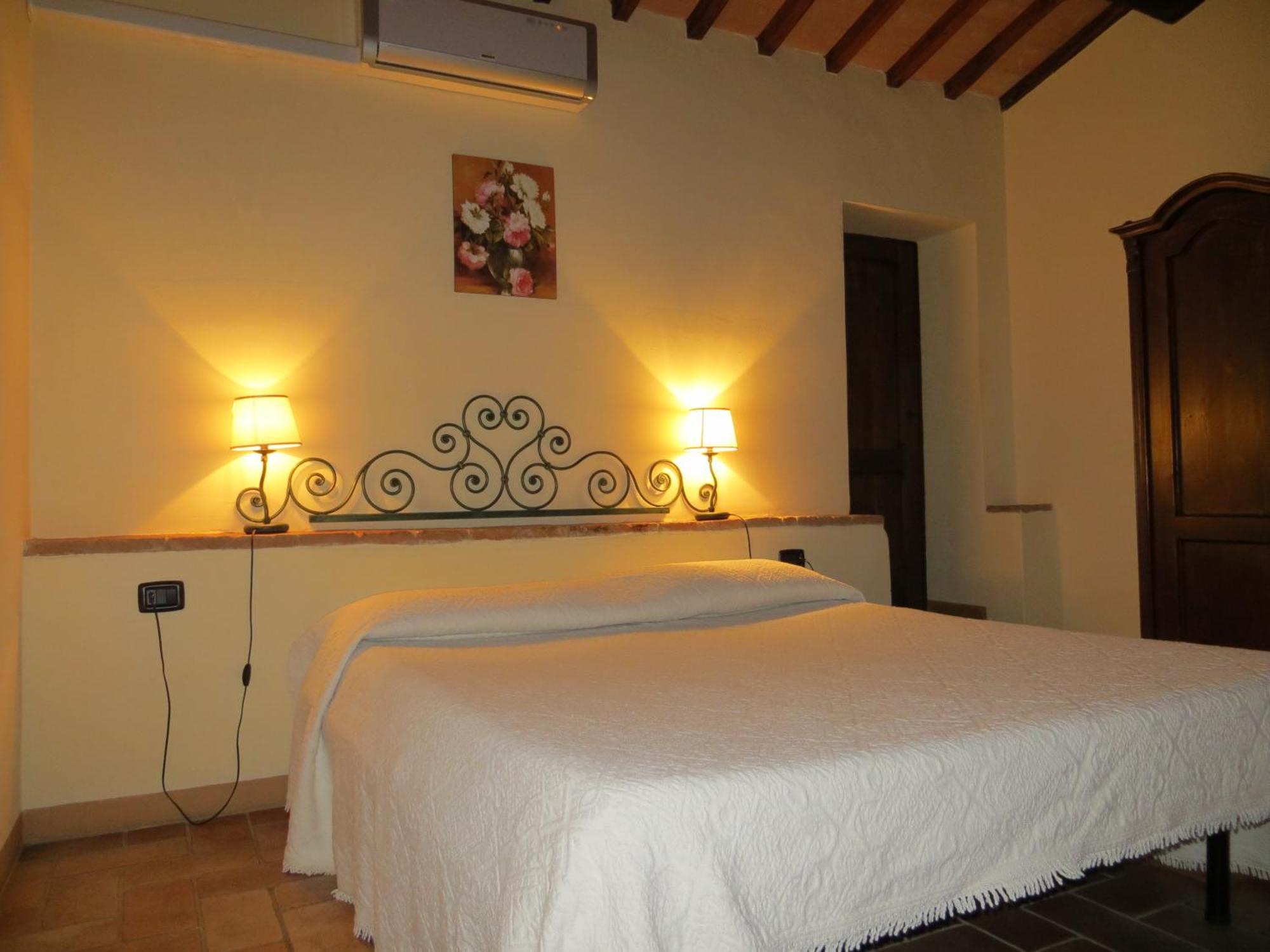 Agriturismo Casale Delle Lucrezie Todi Exteriör bild