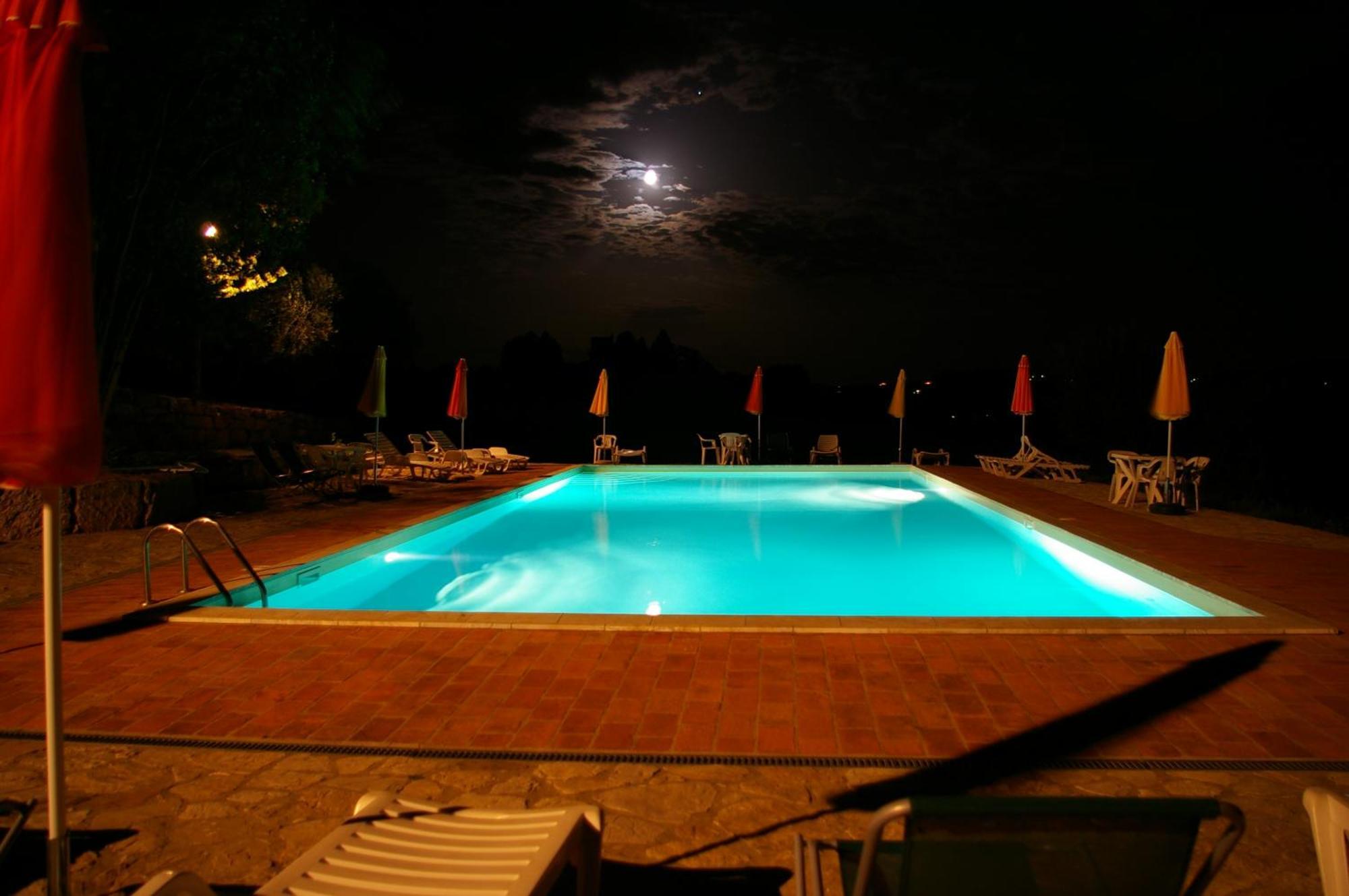 Agriturismo Casale Delle Lucrezie Todi Exteriör bild