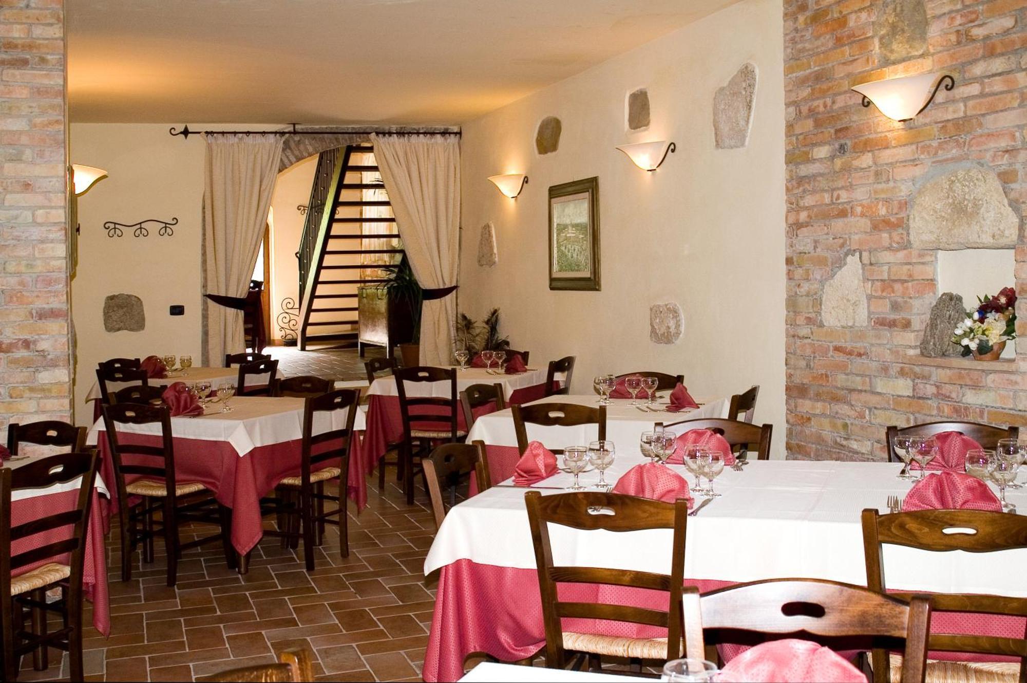 Agriturismo Casale Delle Lucrezie Todi Exteriör bild
